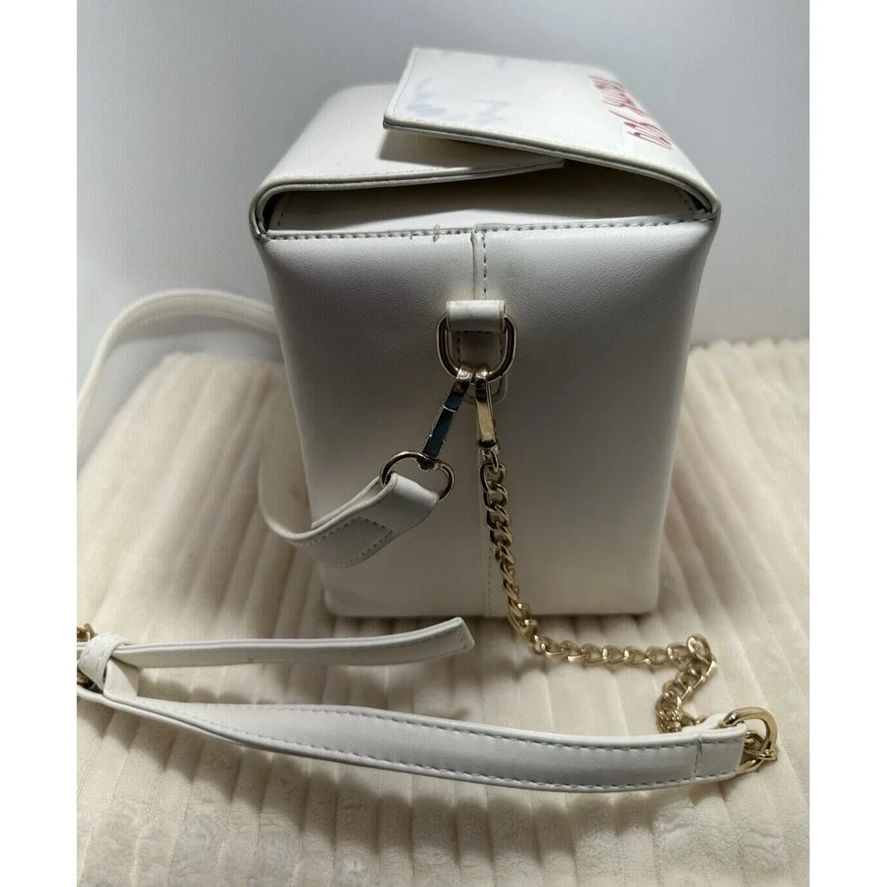 Chinese Takeout Box Vinyl Purse Handbag w/ chain Trendy Cool Pre-Owned